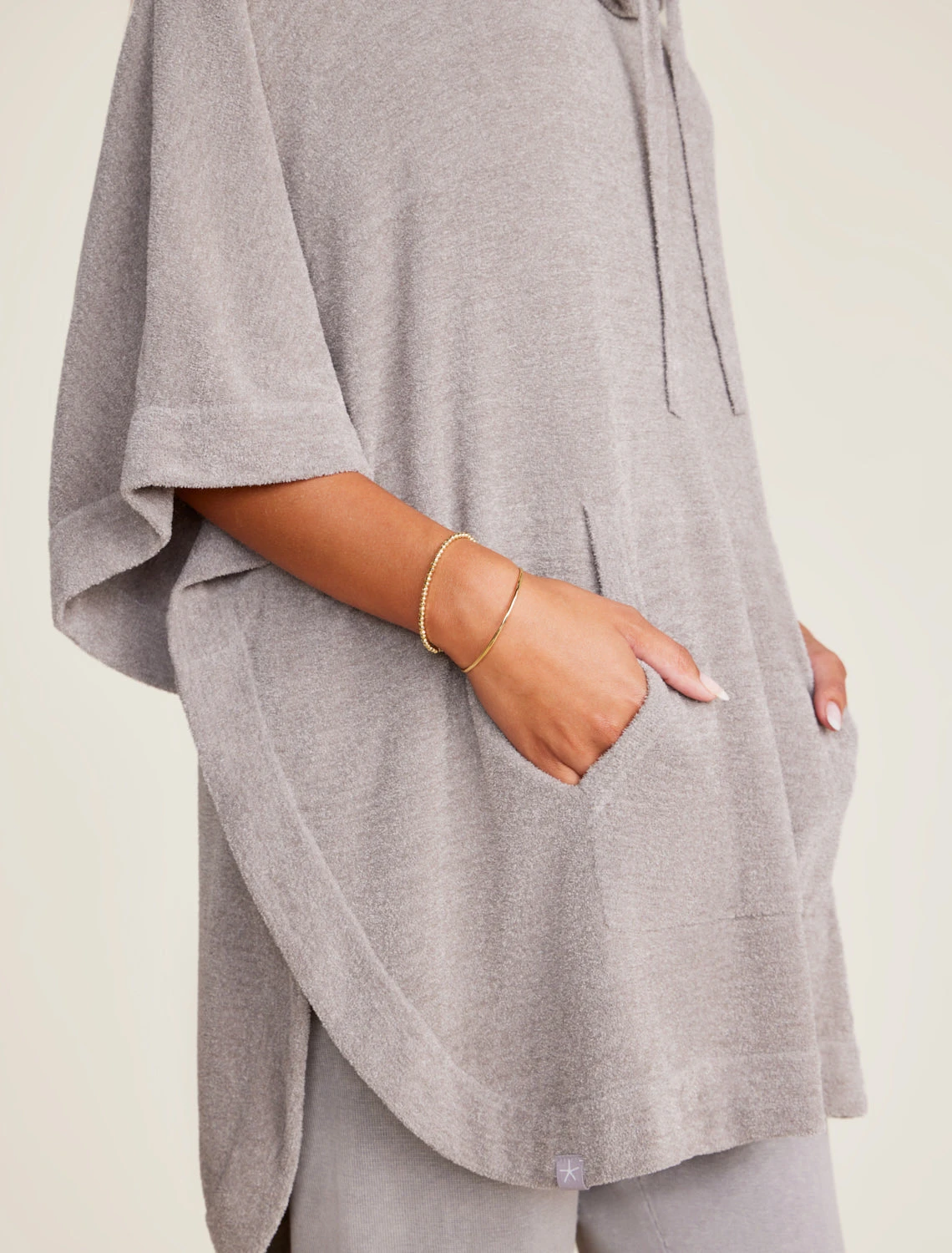 CozyChic Ultra Lite® Weekend Poncho 6 CozyChic Ultra Lite® Weekend Poncho - Image 4