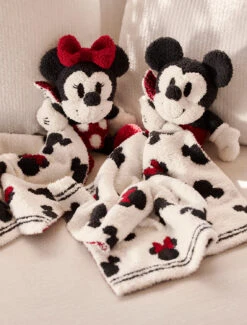 CozyChic® Disney Classic Mickey Mouse Blanket Buddie -SAP Clothing Shop BDF SS23 HOME U DNBCC21690 0122 V1 web