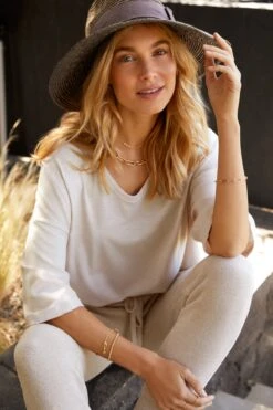 Malibu Collection® Slub Jersey V-neck Boxy Tee -SAP Clothing Shop BDWMC21304 3381 V2